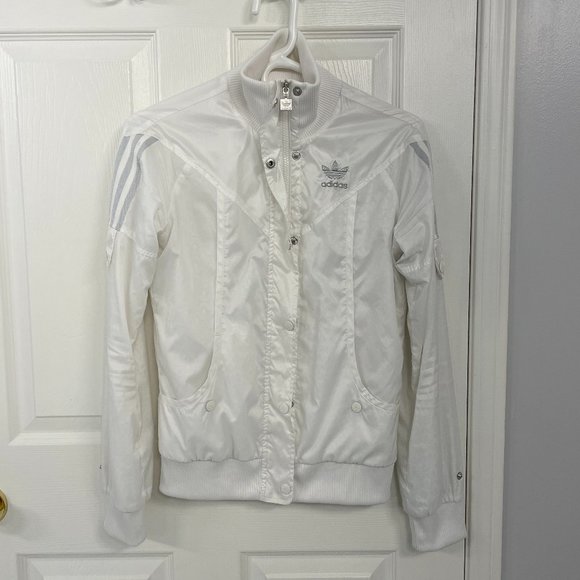 Adidas women's white 3-stripes jacket with holographic logo print - Picture 2 of 10